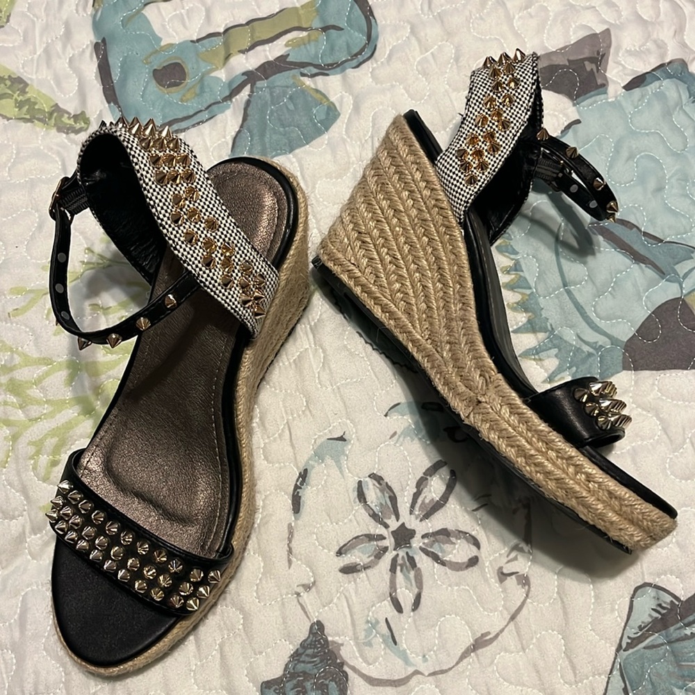 Gold rounded pyramid, stud, jute, espadrille, platform, sandals
